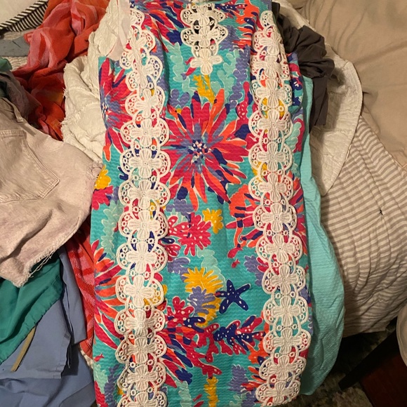 Lily Dresses - Picture 2 of 4